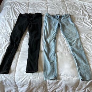 Bundle (2) Hollister Skinny Jeans - 7L
